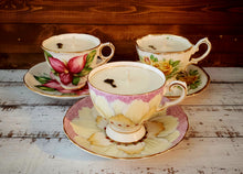 Load image into Gallery viewer, Witches Brew ~ tea cup candle