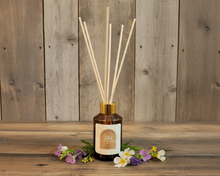Load image into Gallery viewer, Rēd ~ Reed Diffuser